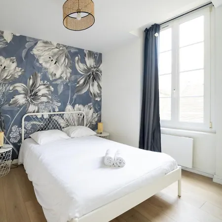 Centre Historique - Rénové&déco Soignée Appartamento *